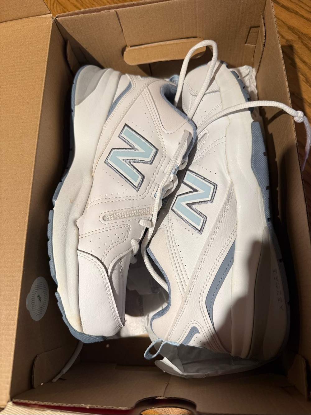 New Balance 608